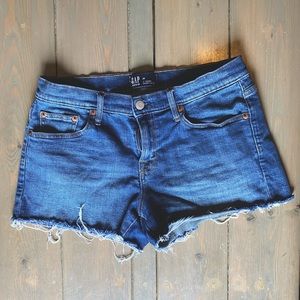 Gap Womens denim shorts, 3” length